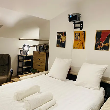 Cineloft Gare, Cinema, Ps5, Air Conditioning, Massage, Netflix, Prime Video Apartment Poitiers