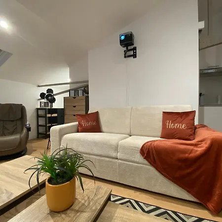 Cineloft Gare, Cinema, Ps5, Air Conditioning, Massage, Netflix, Prime Video * Poitiers