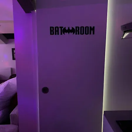 Cineloft Gare, Cinema, Ps5, Air Conditioning, Massage, Netflix, Prime Video Apartment