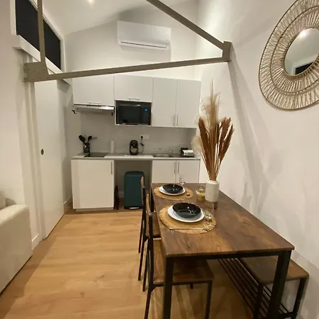 Apartment Cineloft Gare, Cinema, Ps5, Air Conditioning, Massage, Netflix, Prime Video Poitiers