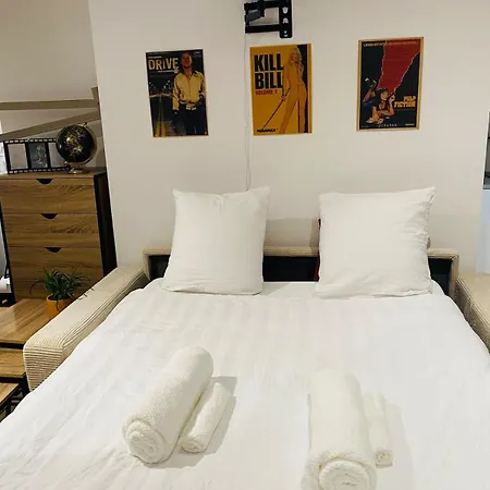 Apartment Cineloft Gare, Cinema, Ps5, Air Conditioning, Massage, Netflix, Prime Video *