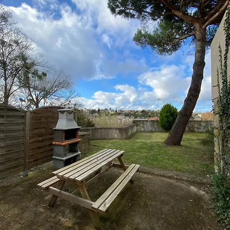 Apartment Cineloft Gare, Cinema, Ps5, Air Conditioning, Massage, Netflix, Prime Video *